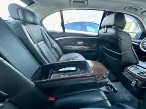 BMW 740 740Li Bild 4