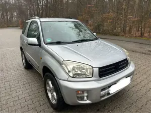 Toyota RAV 4 1.8 TÜV NEU!