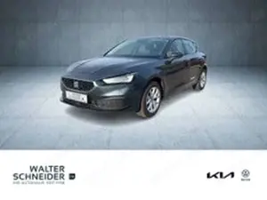 SEAT Leon 1.5 eTSI DSG Road Edition LED Full Link ACC