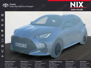 Toyota Yaris 1.5 Hybrid Teamplayer + Safety + Comfort