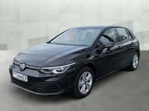 Volkswagen Golf VIII 1.5 eTSI DSG LIFE +LED +RKAM +STHZG +ACC +AP