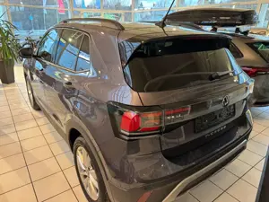 Volkswagen T-Cross 1.0 TSI 85 kW Life Bild 4