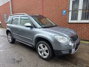 Skoda Yeti Elegance Plus Edition Panorama Automatik Bild 2