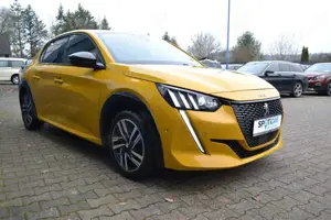 Peugeot 208 GT PUTE 100 Bild 4