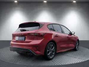 Ford Focus ST-Line X Automatik Fahrerassistenz+Winter-Paket/A Bild 4