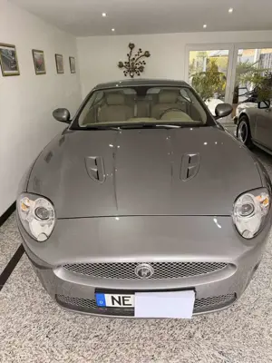 Jaguar XKR Coupé - Sammlerzustand Bild 2