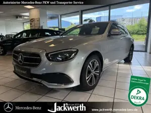 Mercedes-Benz E 220 E 220 d T-Modell AVANTGARDE/Autom./8fach bereift