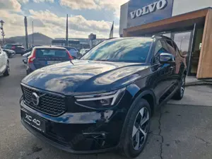 Volvo XC40 B3 Plus Dark 2WD Bild 1