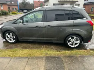 Ford Grand C-Max Grand C-MAX Titanium Bild 3