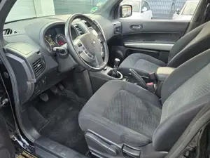 Nissan X-Trail 2.0 dCi SE 4X4 Bild 5