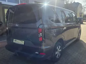 Ford Tourneo Custom Bild 2