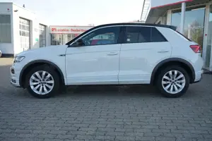 Volkswagen T-Roc 1.5 TSI DSG R-Line LED Navi ACC Teilleder Bild 4