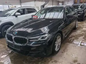 BMW 530 d xDrive AHK/Kamera/KOMF-SITZE