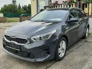 Kia Ceed SW / cee'd SW Attract