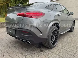 Mercedes-Benz GLE 63 AMG S Coupé ° 2026 ° NIGHT ° CARBON °VOLL Bild 3