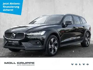 Volvo V60 Cross Country B4 AWD Ultimate AHK Pano 360Grad