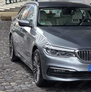 BMW 520 520d Touring Luxury Line - perfekte Ausstattung 