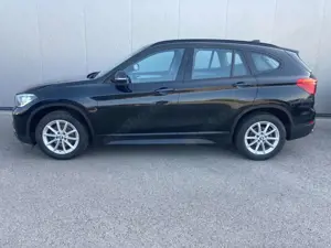 BMW X1 sDrive18i *Navigation*Busines*PDC*Tempo*