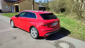 Audi A3 A3 Sportback 30 TFSI Sportback S tronic advanced Bild 2