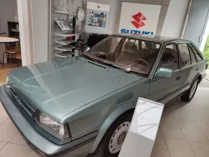 Nissan Bluebird 2,0 SLX Fließheck TOP Zustand !