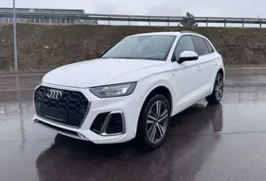 Audi Q5 50 TDI Quatt S-Line Virt Cam Nav SHZ DAB+ 20"