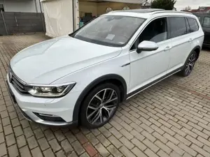 Volkswagen Passat Alltrack 4M/Head Up/Pano/360/19"/Memory