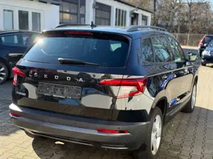 Skoda Karoq 1,6 TDI Ambition*beheizb.Lenkr.*PDC+Rückfahrkam Bild 4