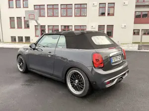 MINI Cooper S Cabrio Aut. Bild 3