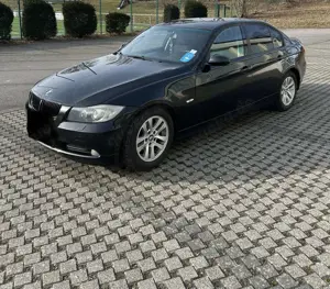 BMW 320 320d Bild 4
