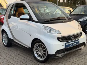 smart forTwo *AUTOMATIK*SERVO*SITZHEIZUNG*ALU*LEDER