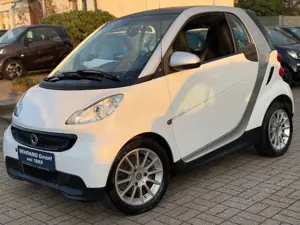 smart forTwo *AUTOMATIK*SERVO**ALU*LEDER*SITZHEIZUNG