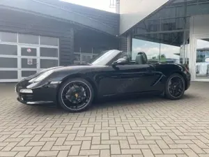 Porsche Boxster + PASM + 19 Zoll + Sportabgasanlage + uvm. ...