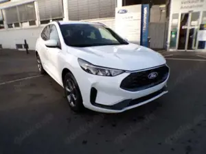 Ford Kuga ST Line 1,5 i Automatik  Winterpaket / FGS 5 Jahre