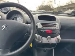 Peugeot 107 Filou, Automatik, Klima, 1. Hand, etc Bild 5