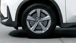BMW X1 sDrive20i mit Kindersitzbefestigung Bild 5
