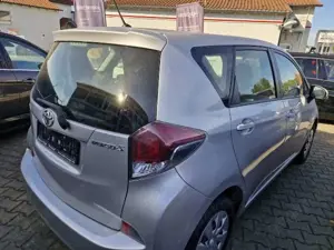 Toyota Verso-S 1.3 Cool Bild 4