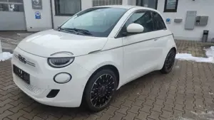 Fiat 500e 500 e 3+1 La Prima by Bocelli