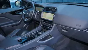 Jaguar F-Pace F-PACE 20D AWD PRESTIGE*VIRTUAL*PANORAMA*ACC*AHK Bild 5