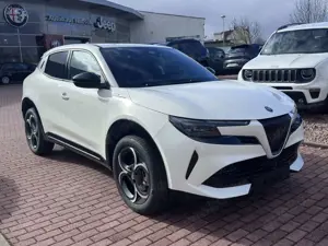 Alfa Romeo Junior Sport Speciale e-DCT6 ab 229€ mtl. Leasen