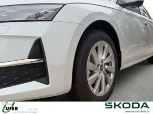 Skoda Octavia Combi Selection Lodge Licht  SichtPlus Infotainme Bild 5