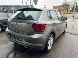 Volkswagen Polo Highline Bild 5