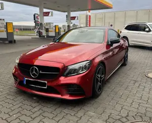 Mercedes-Benz C 400 4Matic 9G-Tronic AMG Line Bild 2