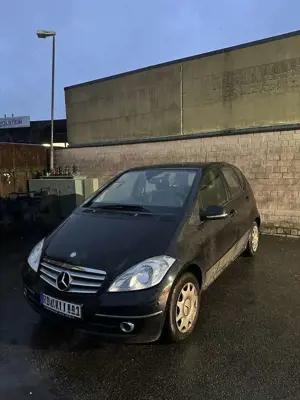 Mercedes-Benz A 180 Tüv 09/27 - Motor Undicht!
