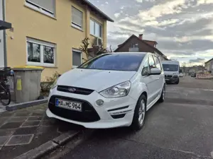 Ford S-Max 2.2 TDCi DPF Titanium