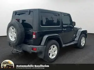 Jeep Wrangler Sahara 2.8 CRD *NUR 125TKM*NAVI*ALPINE* Bild 4