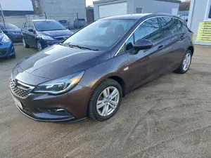 Opel Astra Dynamic, Automatik, Navi, Allwetterreif., Garantie