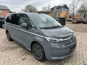 Volkswagen T7 Multivan 2,0 TDI Style lang IQ Kamera AHK