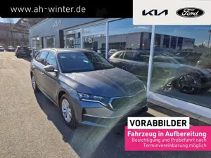 Skoda Octavia Combi 2.0 TDI DSG Selection -FACELIFT- LED ACC SH