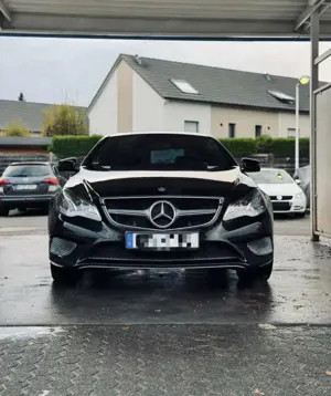 Mercedes-Benz E 220 (BlueTEC) d Coupe 9G-TRONIC