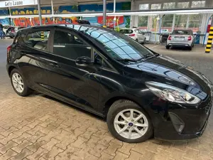 Ford Fiesta Automatik - 1 Hand - Unfallfrei